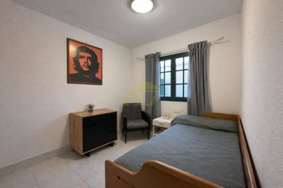 Top Floor 2 Bed Apartment in Puerto del Carmen