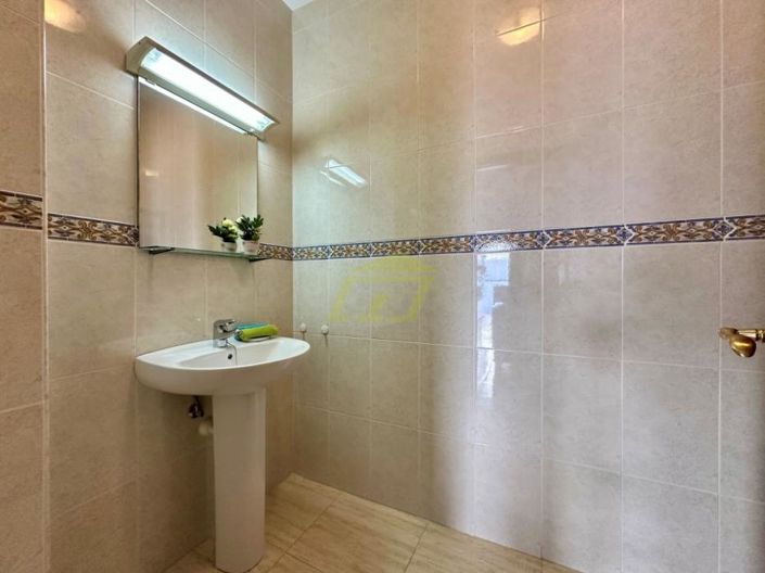 Image No.14-4 Bed Villa for sale