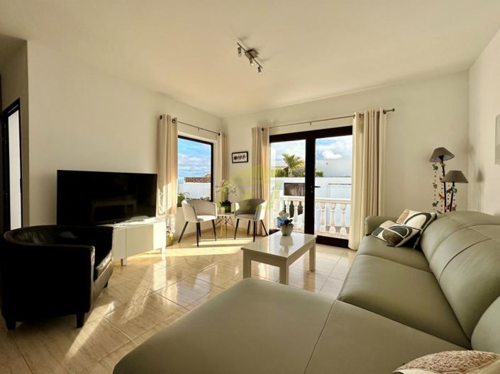 Image No.2-4 Bed Villa for sale