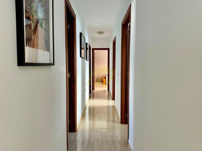 Image No.9-4 Bed Villa for sale