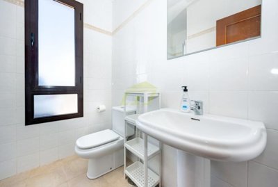 Playa Blanca gated gem with balcony views & private pool