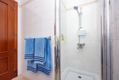 Playa Blanca gated gem with balcony views & private pool