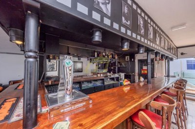 Well known Groucho’s Pub/Bar for sale in Puerto del Carmen