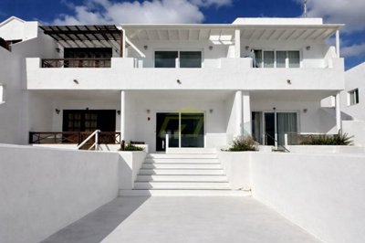 Refurbished 3 Bedroom Duplex in Puerto del Carmen