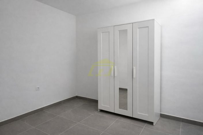 Image No.12-3 Bed Villa for sale