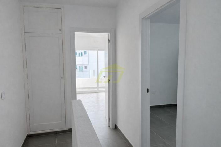 Image No.8-3 Bed Villa for sale