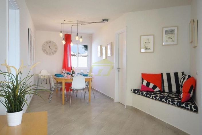 Image No.5-7 Bed Villa for sale