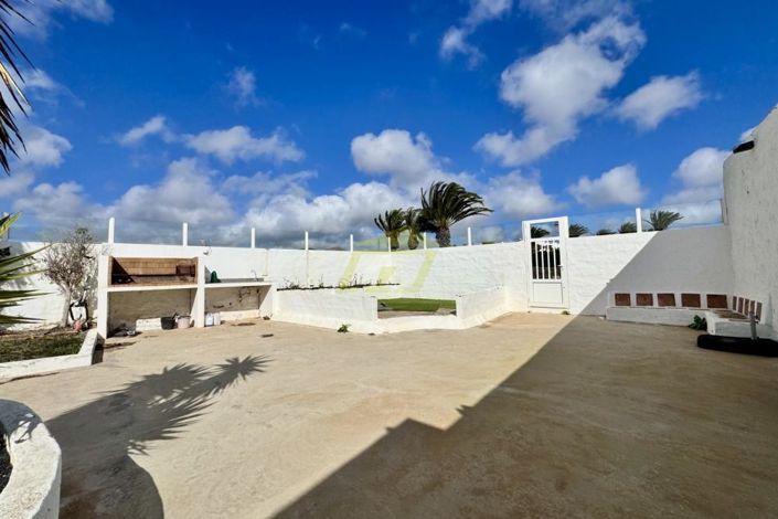 Image No.16-7 Bed Villa for sale