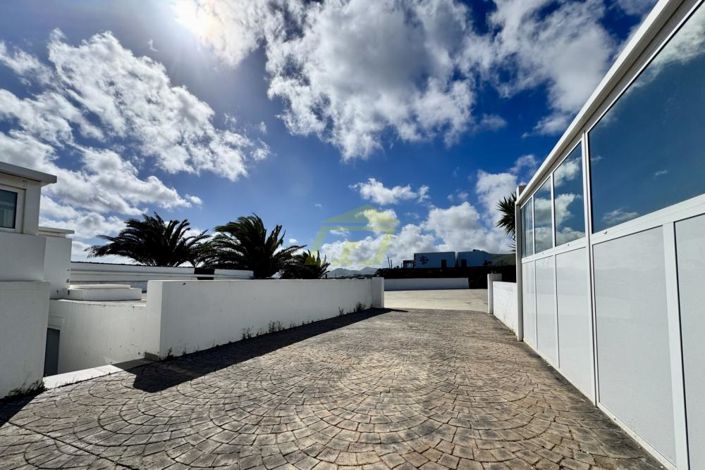 Image No.6-7 Bed Villa for sale