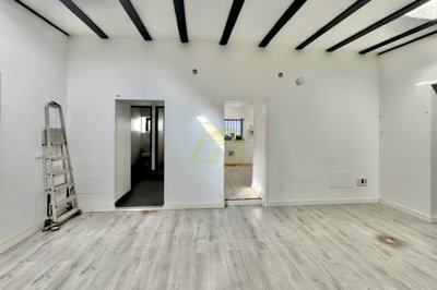 An expansive estate offering space, flexibility and long-term value