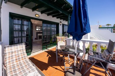 Wonderful detached property with private plot close to the beach in Puerto del Carmen