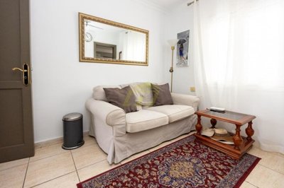 Wonderful detached property with private plot close to the beach in Puerto del Carmen