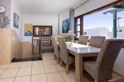 Wonderful detached property with private plot close to the beach in Puerto del Carmen