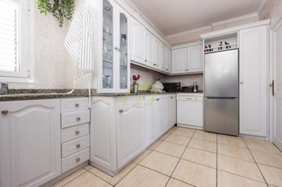 Wonderful detached property with private plot close to the beach in Puerto del Carmen