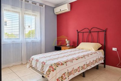 Wonderful detached property with private plot close to the beach in Puerto del Carmen