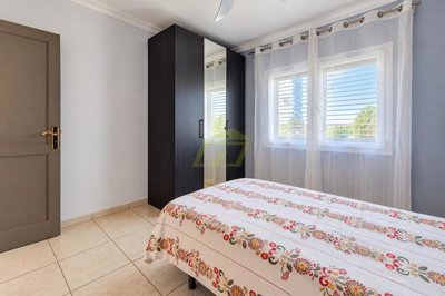 Wonderful detached property with private plot close to the beach in Puerto del Carmen