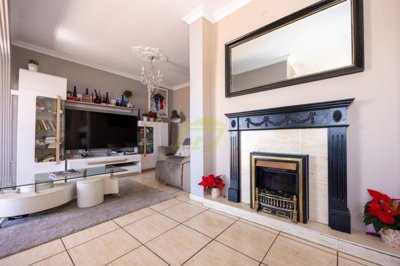 Wonderful detached property with private plot close to the beach in Puerto del Carmen