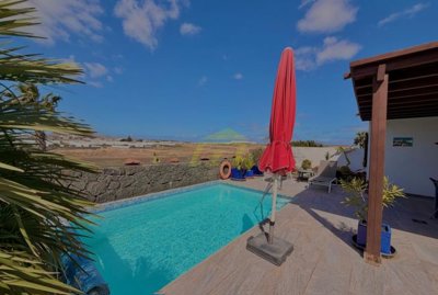 3 bedroom sea view villa with private pool – walking distance to Marina Rubicón
