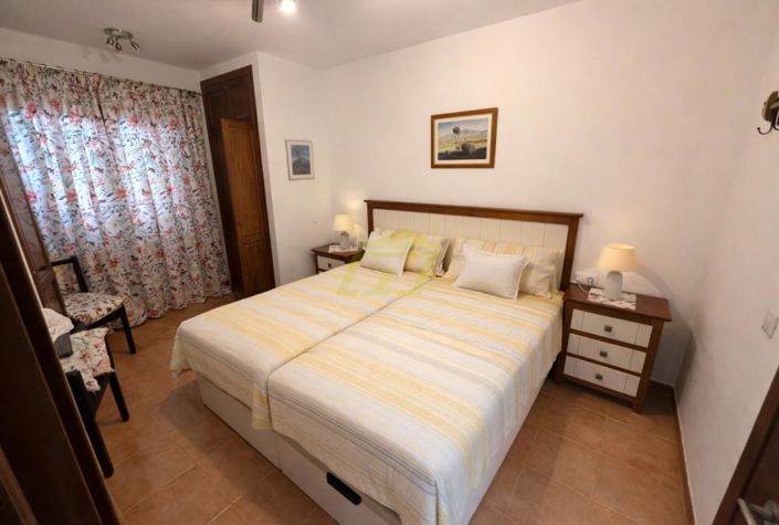 Image No.5-3 Bed Villa for sale