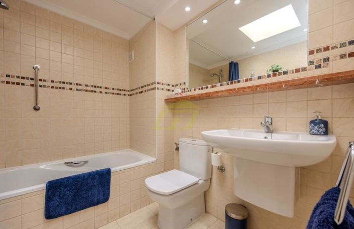 Image No.9-2 Bed Apartment for sale