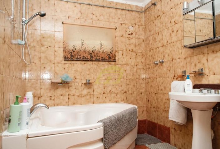 Image No.7-3 Bed Villa for sale