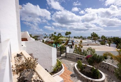 Prime Location 1 Bed with Ocean Views in Puerto del Carmen