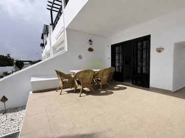 Ground floor 2 Bedroom apartment in Puerto del Carmen