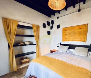 Stunning 7 Room Luxury Villa/Hotel with Heated Pool and Attached Buildable Plot