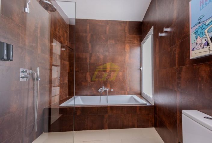 Image No.22-6 Bed Villa for sale