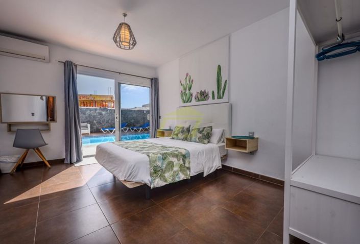 Image No.8-6 Bed Villa for sale