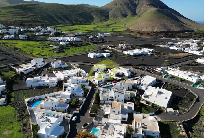 Image No.20-4 Bed Villa for sale