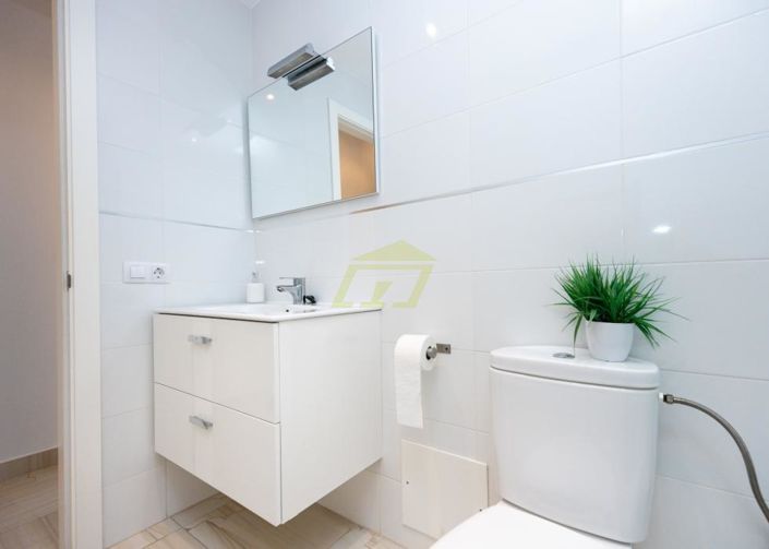 Image No.10-1 Bed Apartment for sale