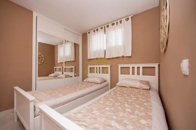 A pristine apartment moments from the beach in Puerto del Carmen