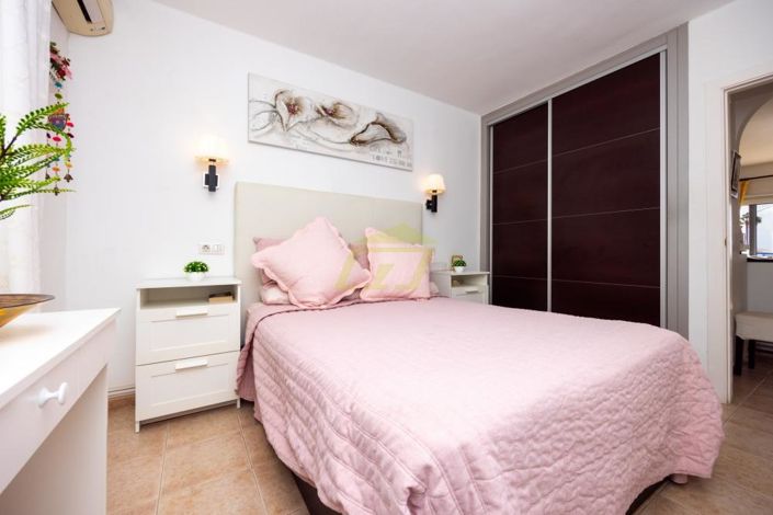 Image No.10-1 Bed Apartment for sale