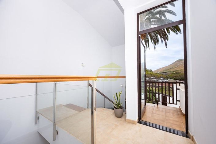 Image No.20-3 Bed Villa for sale