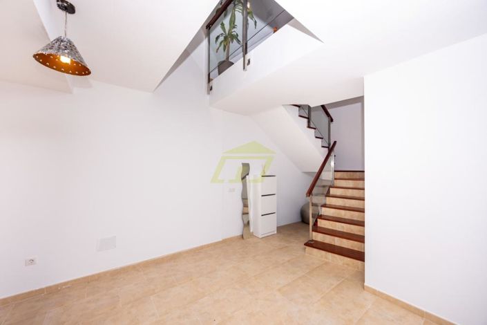 Image No.24-3 Bed Villa for sale