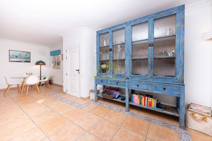 Image No.2-5 Bed Villa for sale