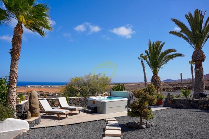 Image No.20-6 Bed Villa for sale