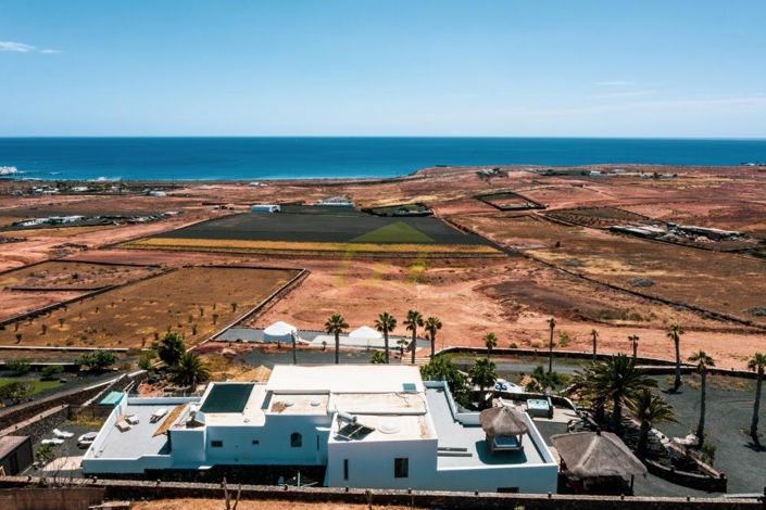 Image No.25-6 Bed Villa for sale