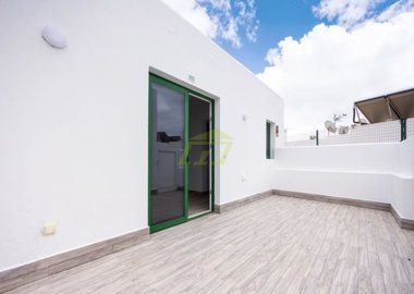 Gated community apartment with pool in prime old town location