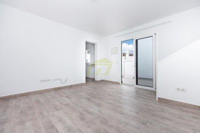 Gated community apartment with pool in prime old town location