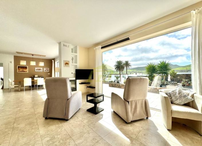 Image No.9-3 Bed Villa for sale