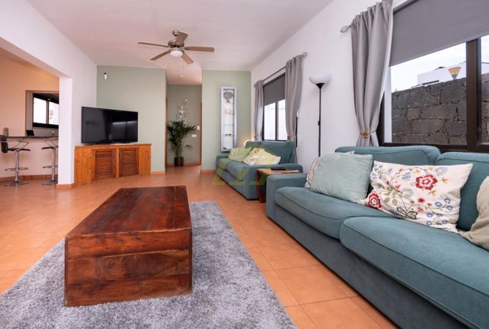 Image No.3-3 Bed Villa for sale