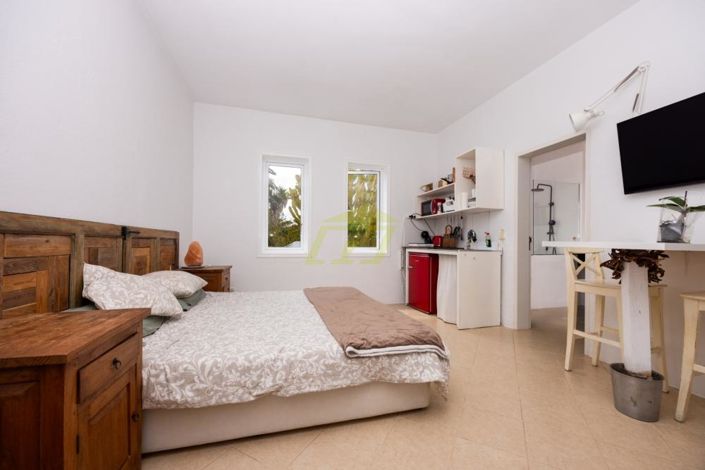 Image No.17-5 Bed Bungalow for sale