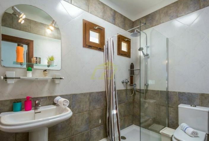 Image No.11-5 Bed Villa for sale