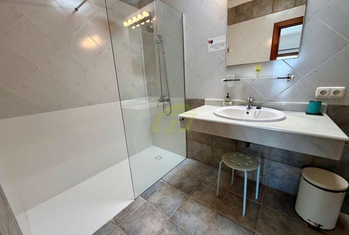 Image No.7-5 Bed Villa for sale