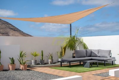 Contemporary 3 bedroom villa in Yaiza