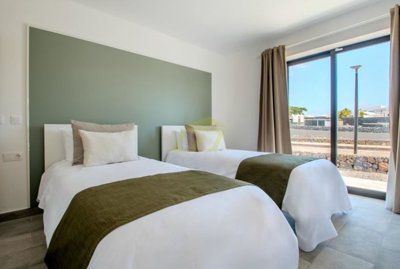 Contemporary 3 bedroom villa in Yaiza