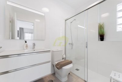 Contemporary 3 bedroom detached villa near Marina Rubicón, Playa Blanca