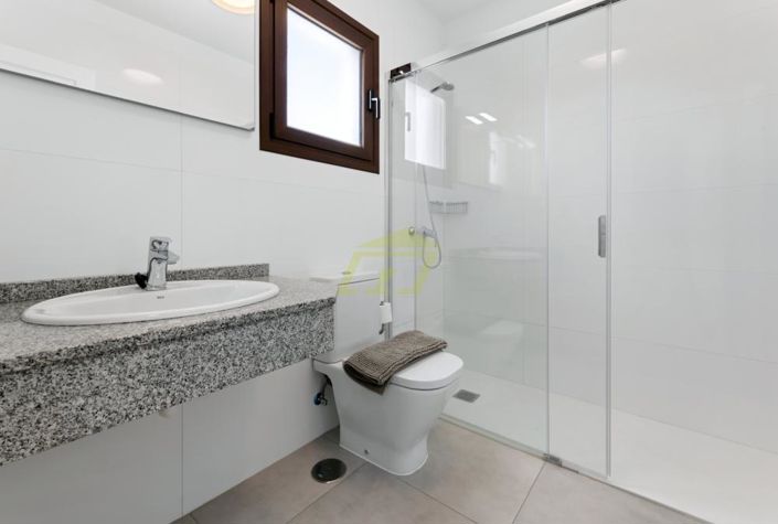 Image No.14-3 Bed Villa for sale